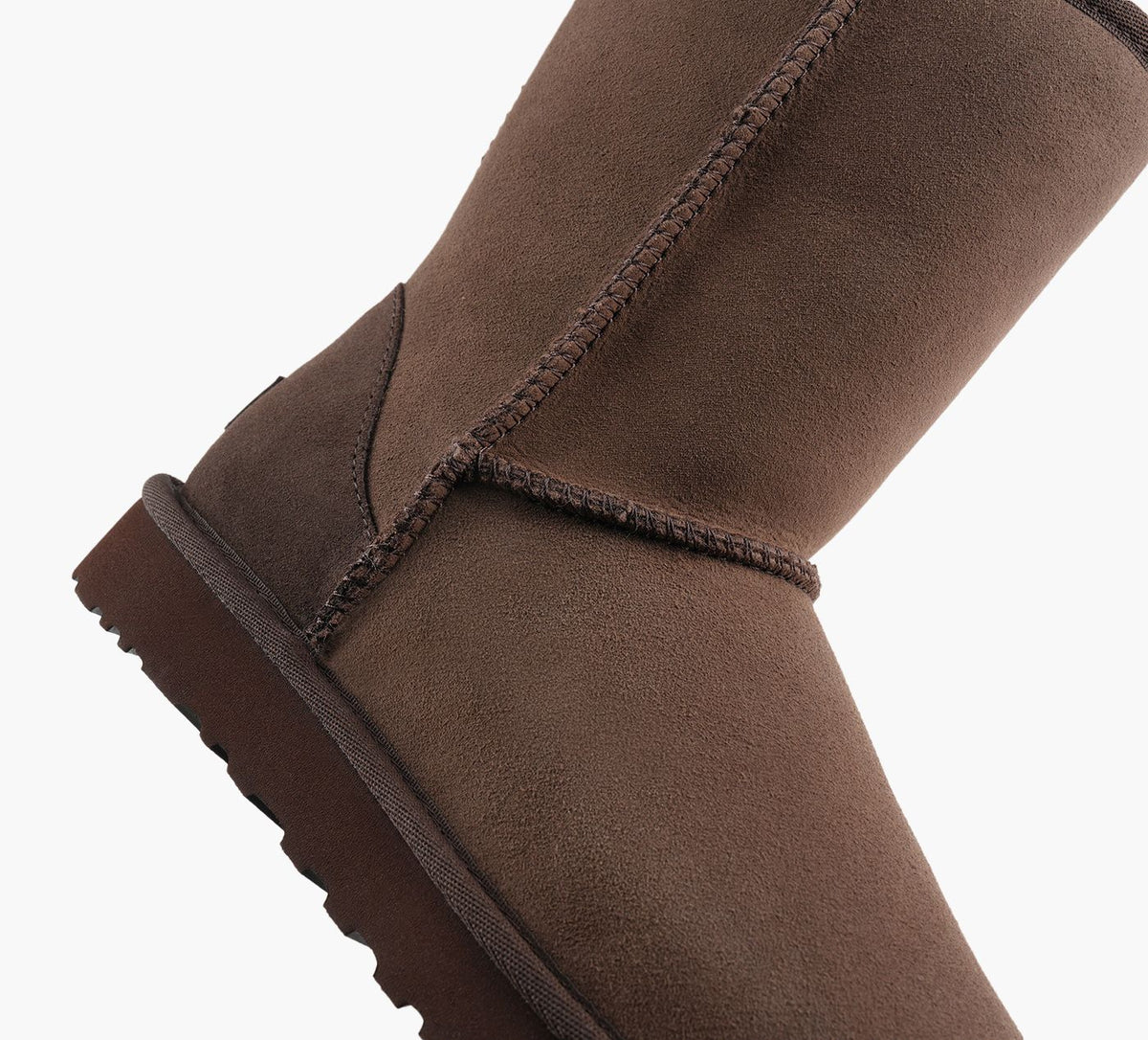 UGG CLASSICSHORTII in BROWN view 1b