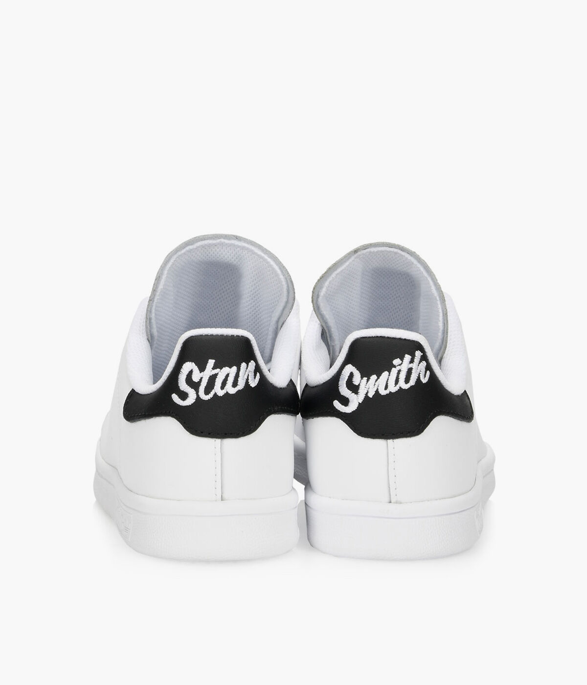 stan smith cursive heel
