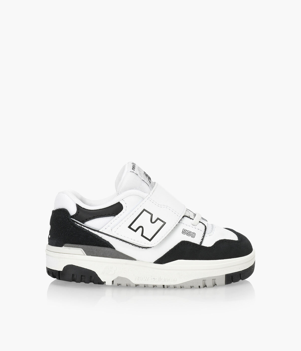 New balance discount boys runners