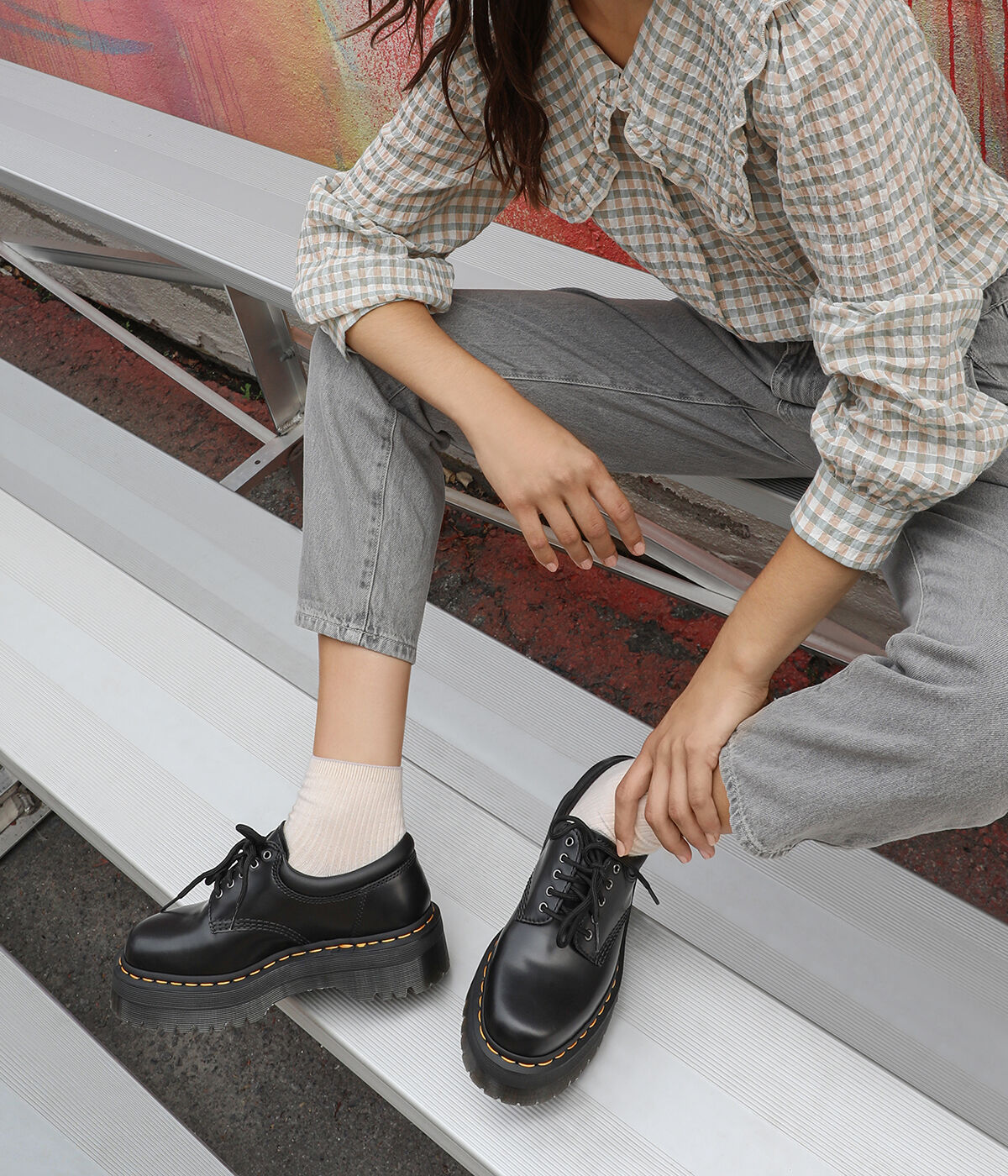 DR. MARTENS 8053 QUAD Black Leather Browns Shoes