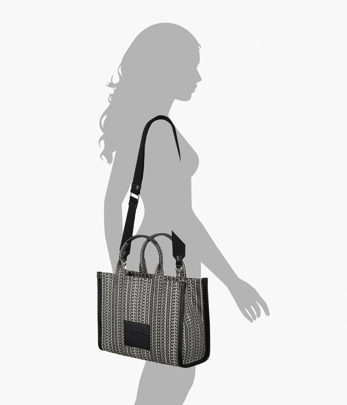THE MEDIUM TOTE