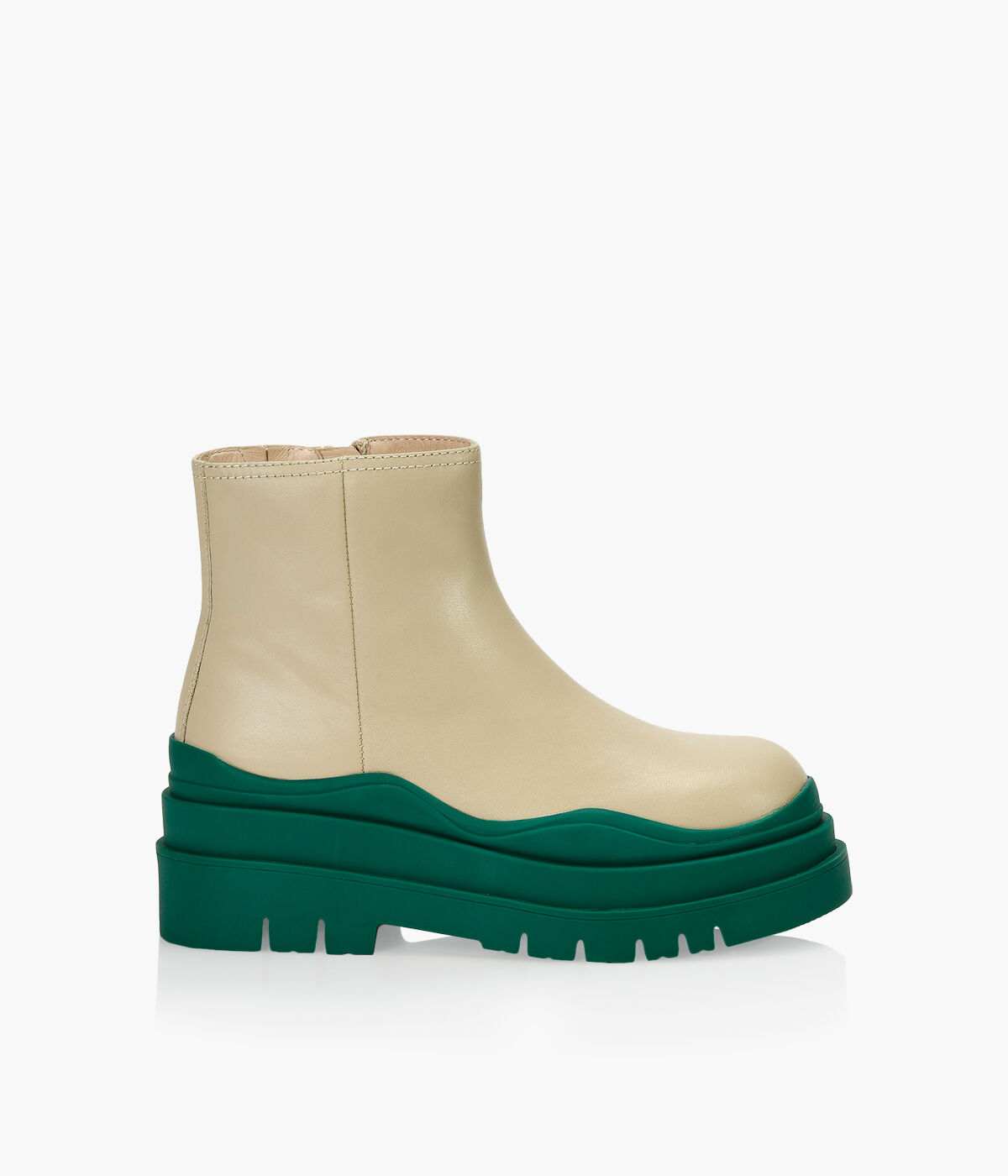 B2 best sale chelsea boots