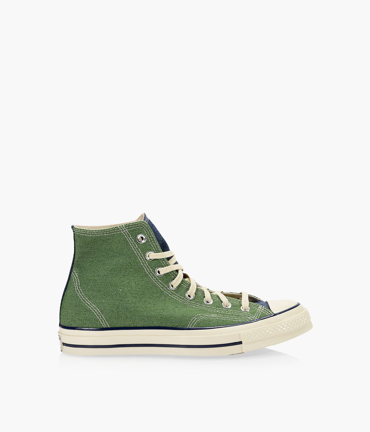 Converse with store green insole