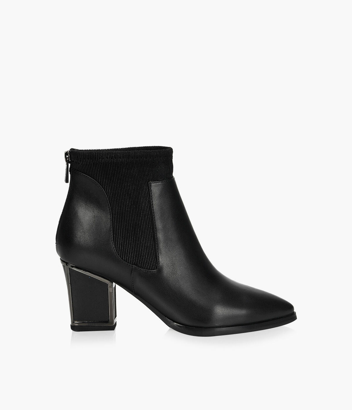 Aqua sales brand boots