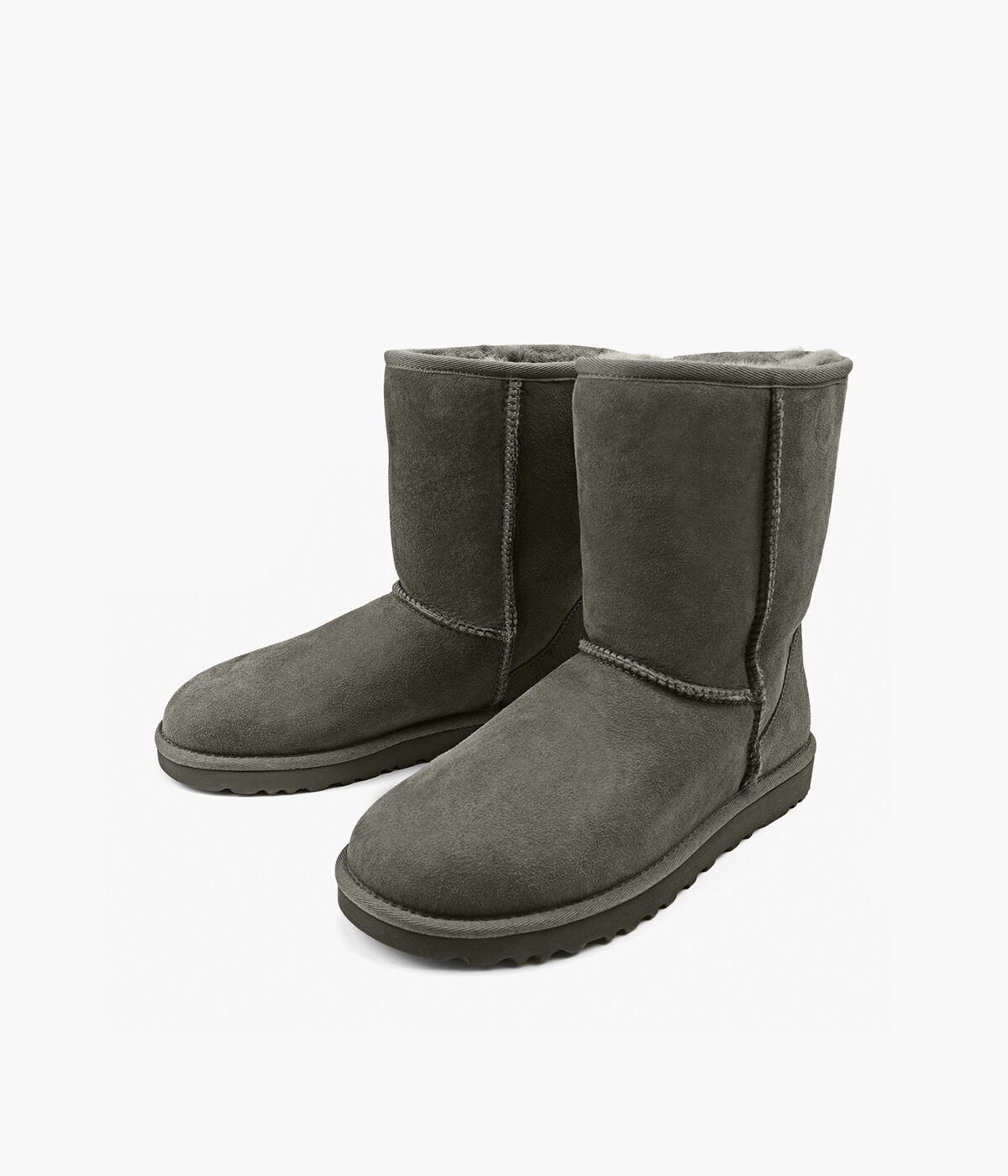 Ugg classic deals short metallic black